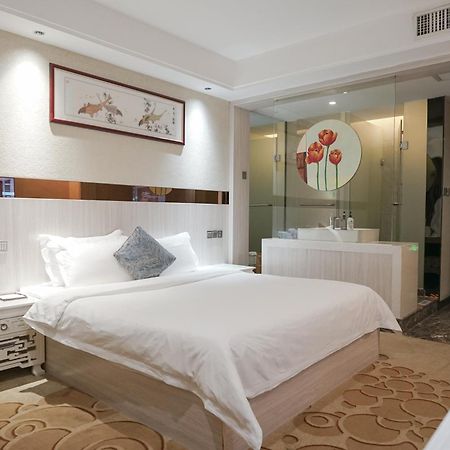 Paco Hotel Tianhe Coach Terminal Metro Satation Guangzhou-Free Shuttle Bus For Canton Fair エクステリア 写真