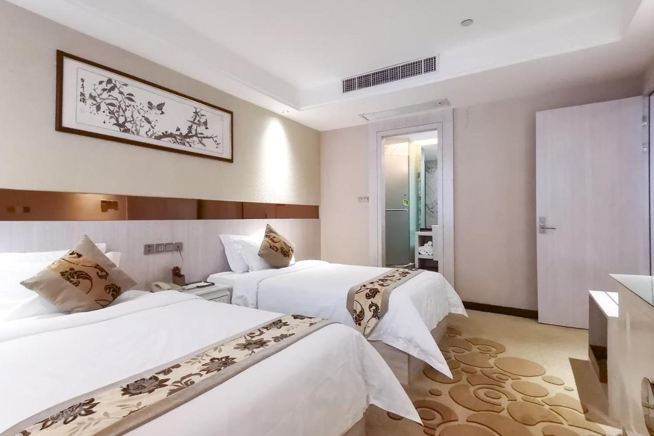 Paco Hotel Tianhe Coach Terminal Metro Satation Guangzhou-Free Shuttle Bus For Canton Fair エクステリア 写真