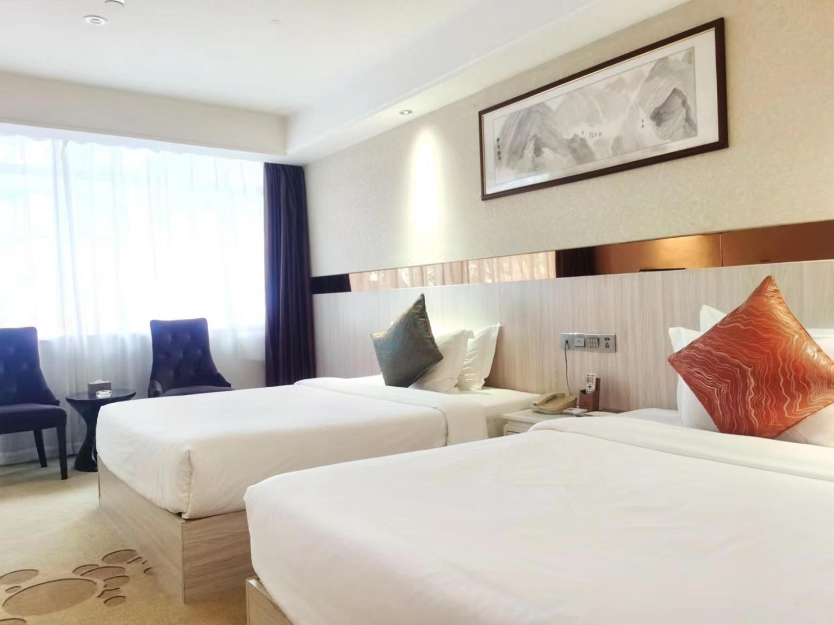 Paco Hotel Tianhe Coach Terminal Metro Satation Guangzhou-Free Shuttle Bus For Canton Fair エクステリア 写真