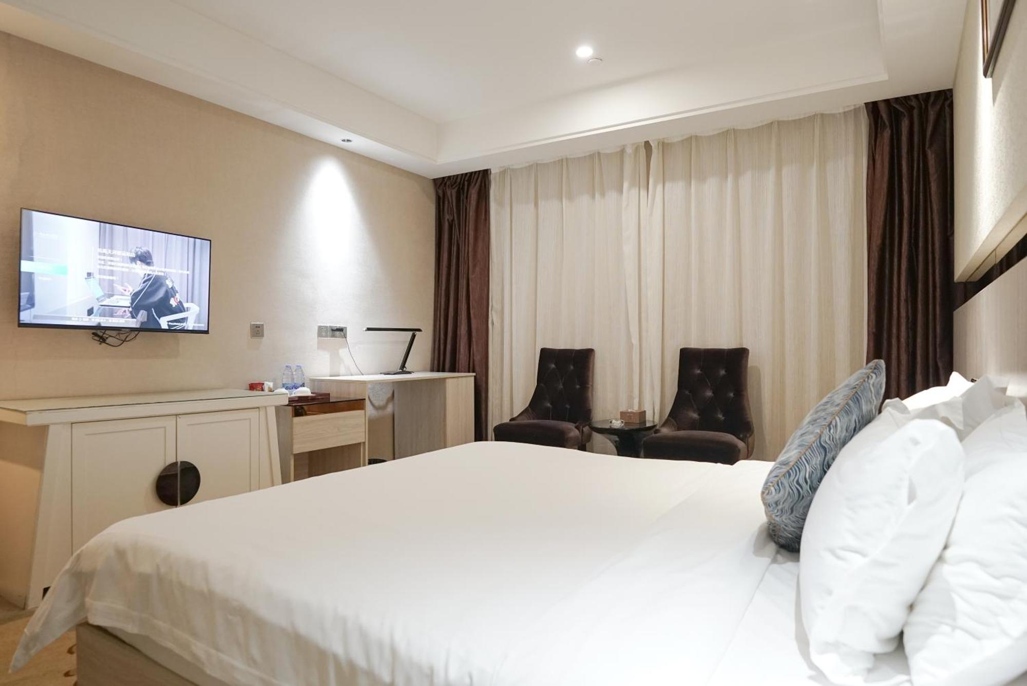 Paco Hotel Tianhe Coach Terminal Metro Satation Guangzhou-Free Shuttle Bus For Canton Fair エクステリア 写真