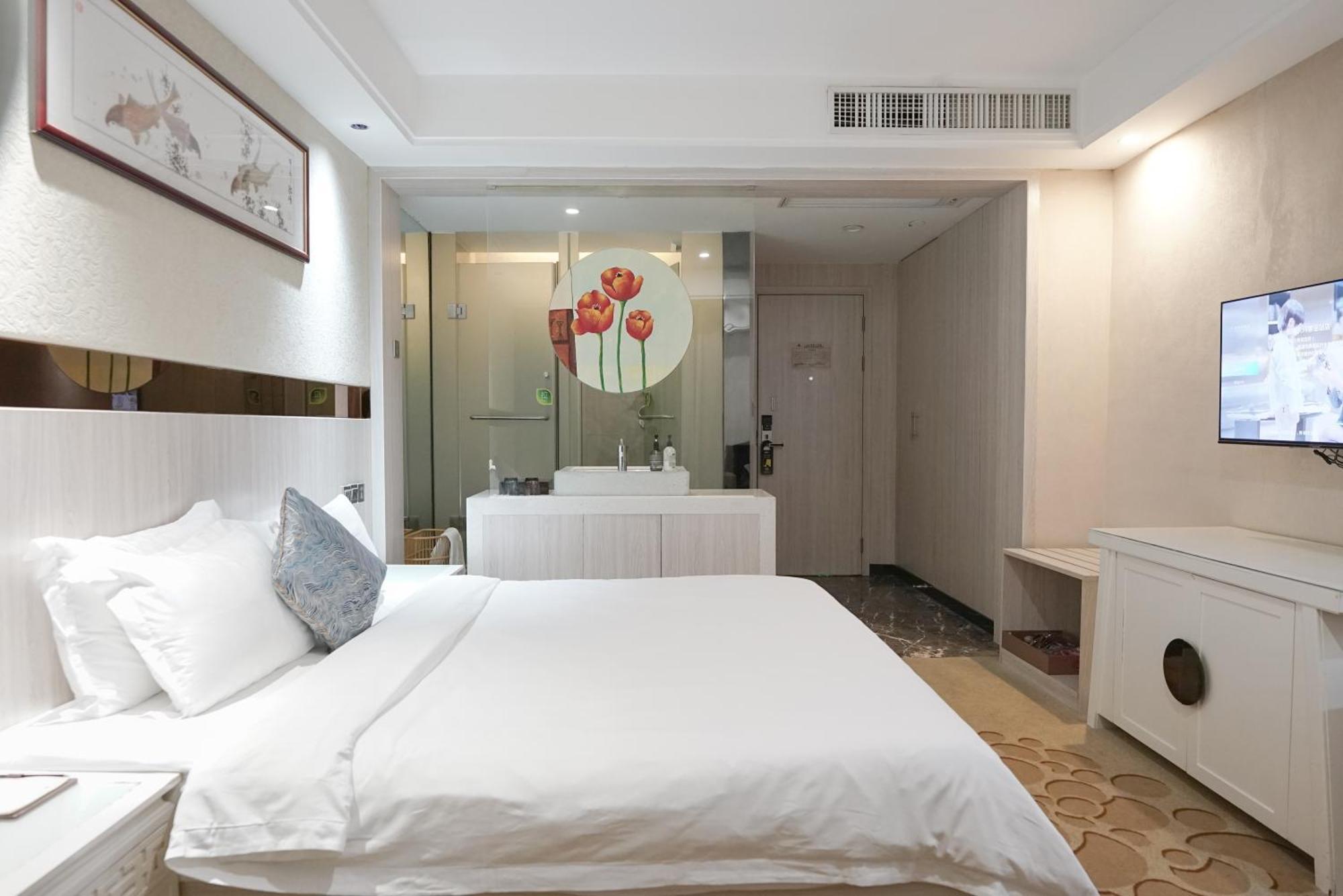 Paco Hotel Tianhe Coach Terminal Metro Satation Guangzhou-Free Shuttle Bus For Canton Fair エクステリア 写真
